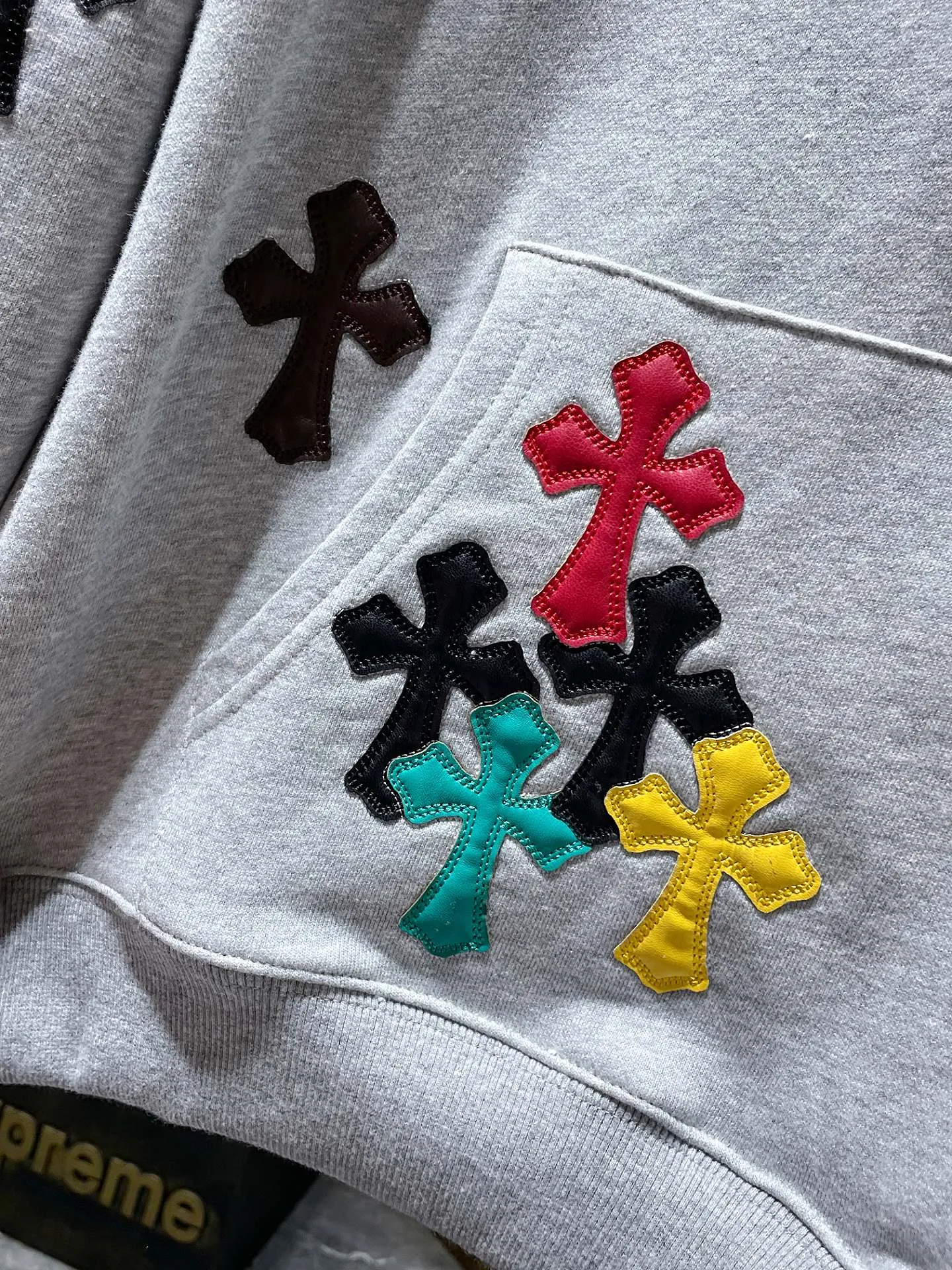 P276 Chrome Hearts Autumn and Winter 2025 Counter Synchronization Colorful cross patchwork leather Sanskrit hand-painted graffiti hooded sweatshirt Special customized version 1:1 high weight fabric Highest version Imported leather Recommended color: black gray Code number: S, M, L, XL